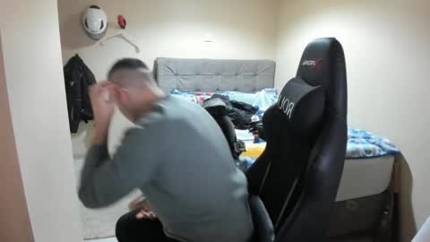 Snapshot of ulxer chatting on 14, 2, 2026 hi im mike tyson - online show from 14, 2, 2026