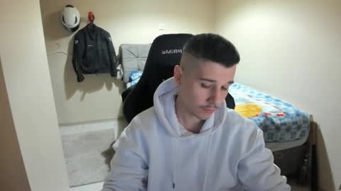 Snapshot of ulxer chatting on 19, 2, 2026 hi im mike tyson - online show from 19, 2, 2026