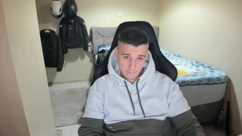 Snapshot of ulxer chatting on 26, 2, 2026 hi im mike tyson - online show from 26, 2, 2026