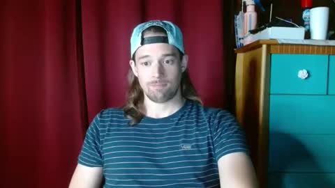 Snapshot of umphreak42 chatting on 5, 10, 2025 Andrew online show from 5, 10, 2025