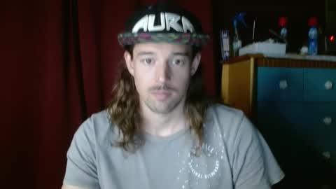 Snapshot of umphreak42 chatting on 9, 10, 2025 Andrew online show from 9, 10, 2025