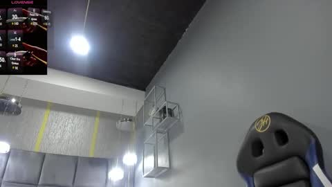 Un Slutty online show from 7, 3, 2025