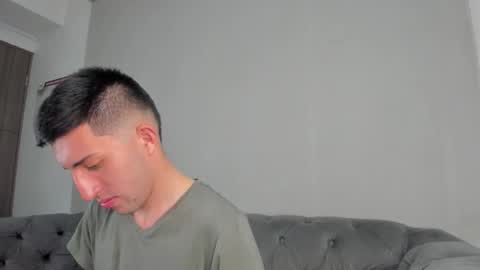 Un Slutty online show from 27, 10, 2025