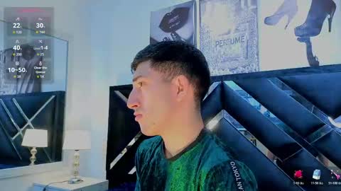 Snapshot of un_sluttyy chatting on 29, 4, 2026 un_sluttyy online show from 29, 4, 2026