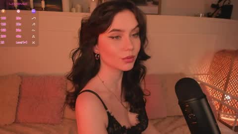 Snapshot of una_medisson chatting on 11, 4, 2026 Una online show from 11, 4, 2026