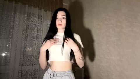 Isobelle lisi online show from 17, 1, 2026