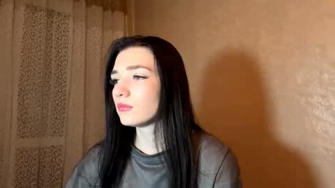 Isobelle lisi online show from 5, 2, 2026