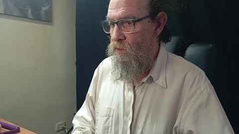 Snapshot of uncle_hottiecb chatting on 2, 4, 2026 Uncle Hottie online show from 2, 4, 2026