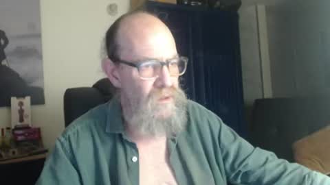 Uncle Hottie online show from 12, 7, 2026