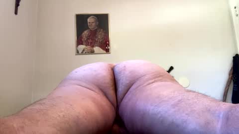 Hairy Sally online show from 1, 10, 2025