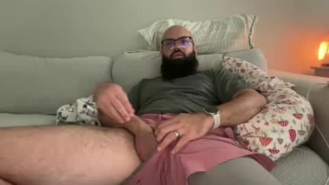 uncutbeard129840 online show from 15, 11, 2025