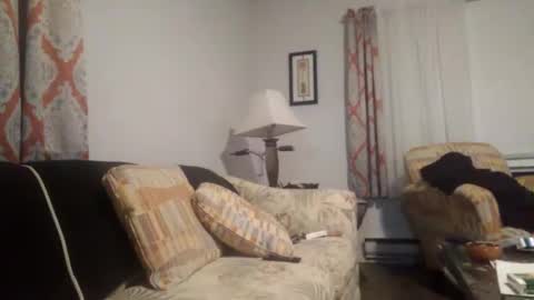 Snapshot of uncutfun8 chatting on 3, 3, 2025 Thick uncut Greek online show from 3, 3, 2025