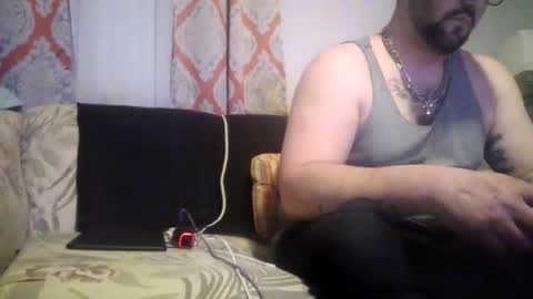 Snapshot of uncutfun8 chatting on 4, 3, 2025 Thick uncut Greek online show from 4, 3, 2025