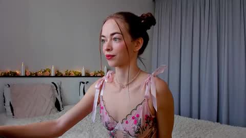 Under The Skin online show from 28, 2, 2026