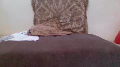 Snapshot of undrcvrlvr chatting on 9, 2, 2025 mrfck4lngr online show from 9, 2, 2025