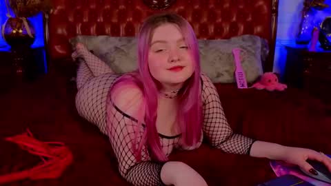 Unholy Lady online show from 6, 3, 2025