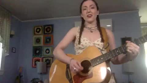 Lola Moonstone online show from 12, 3, 2026