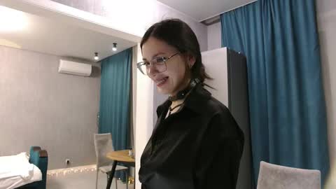 uninvited_raccoon online show from 11, 2, 2026