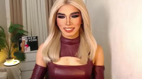 Miss Andrea online show from 25, 11, 2025