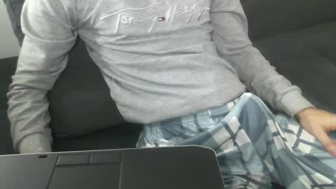 uniqueboy22 online show from 17, 3, 2026