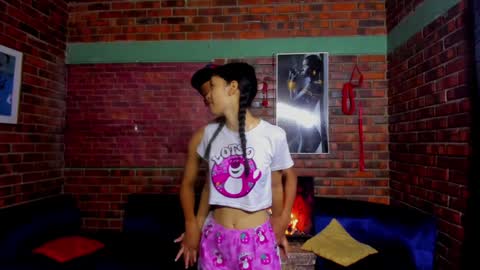 Snapshot of universal_sexx chatting on 27, 12, 2024 ESTRELLA - JACKSSON - MICHAEL - LUCERO online show from 27, 12, 2024