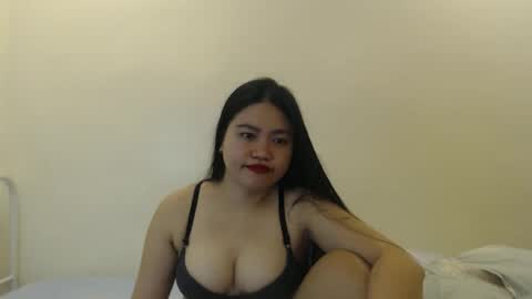 unlick_pussy_untouch_unkiss online show from 16, 11, 2025