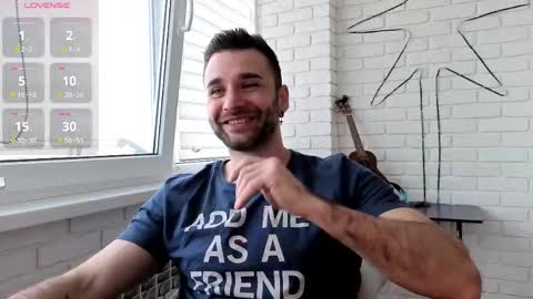 Snapshot of unnknow2024 chatting on 20, 5, 2026 SlavaVibes online show from 20, 5, 2026