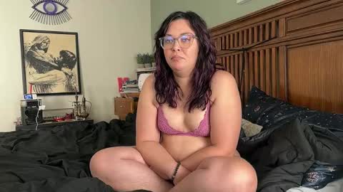 untamedpair online show from 3, 3, 2025