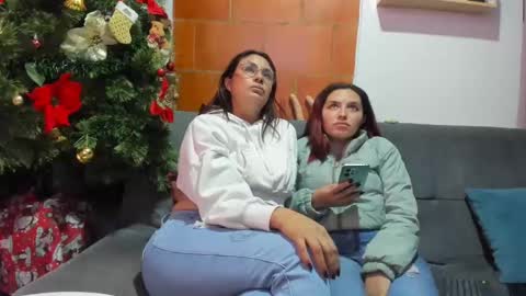 Kary and jhoa online show from 7, 12, 2024