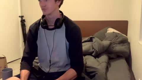 Stepbro online show from 8, 1, 2025