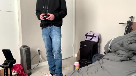 Stepbro online show from 9, 1, 2025