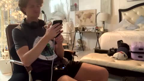 Stepbro online show from 3, 2, 2025