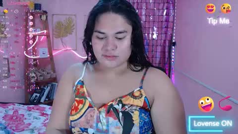 Snapshot of ur_baby_rebbecca chatting on 8, 1, 2025 SINGLE online show from 8, 1, 2025