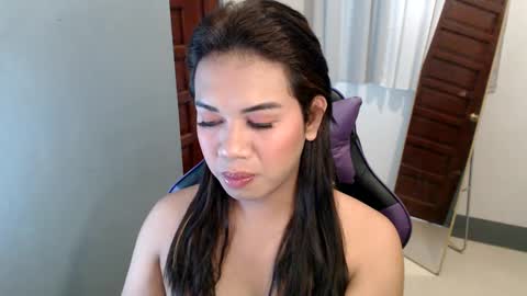 Vee online show from 6, 1, 2025