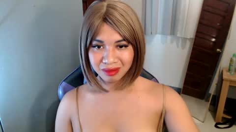 Vee online show from 30, 1, 2025