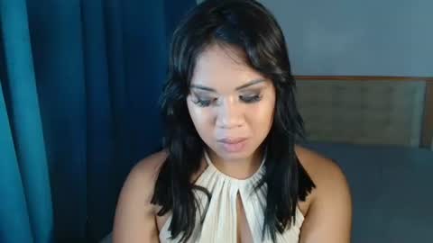 Vee online show from 4, 10, 2025