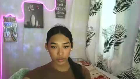 ur_dazzlingmorenaxx online show from 11, 4, 2026