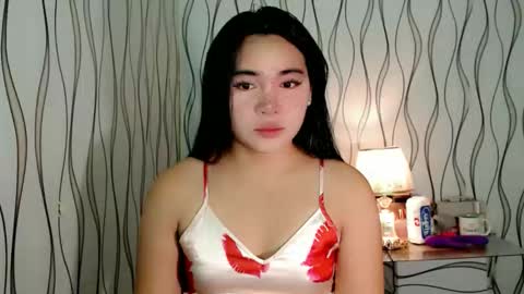 Snapshot of ur_innocent_girlx chatting on 10, 1, 2026 QUEENSY online show from 10, 1, 2026