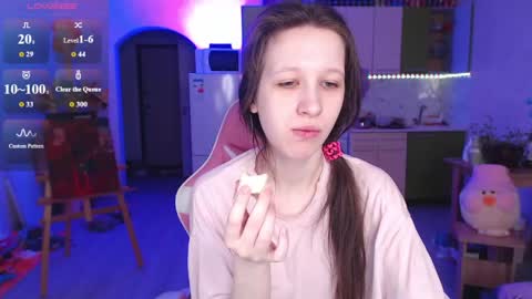 Lera online show from 10, 5, 2026