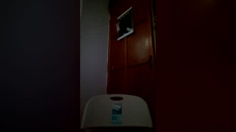 ur_prettylilzie online show from 26, 6, 2026