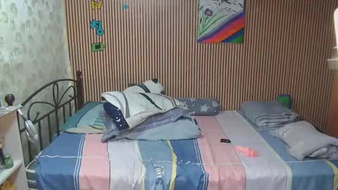 Snapshot of ur_shan21 chatting on 6, 10, 2025 ur_shan21 online show from 6, 10, 2025