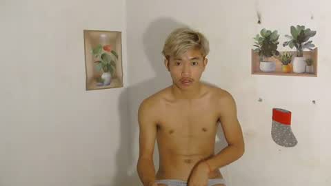 urasian_jomarie online show from 13, 4, 2026