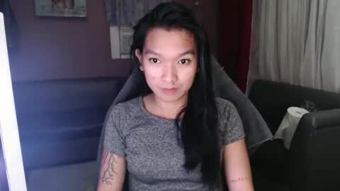 Snapshot of urasian_newra chatting on 23, 10, 2025 NEWRA ALLISON online show from 23, 10, 2025