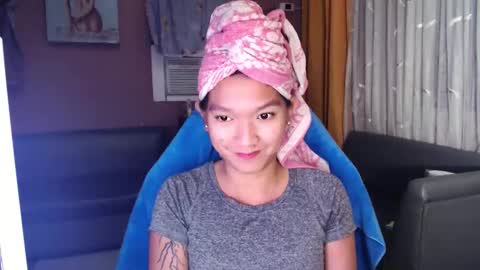 NEWRA  ALLISON online show from 30, 10, 2025