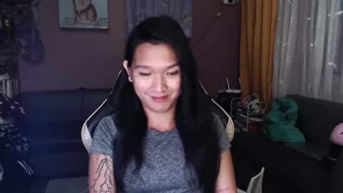 Snapshot of urasian_newra chatting on 12, 11, 2025 NEWRA ALLISON online show from 12, 11, 2025