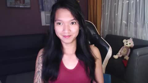 Snapshot of urasian_newra chatting on 22, 12, 2025 NEWRA ALLISON online show from 22, 12, 2025