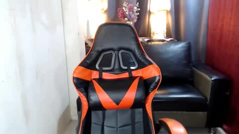 Olivia online show from 25, 12, 2024