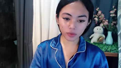 Snapshot of urasiangirl01 chatting on 1, 4, 2026 yesha online show from 1, 4, 2026