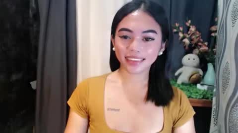 Snapshot of urasiangirl01 chatting on 2, 4, 2026 yesha online show from 2, 4, 2026