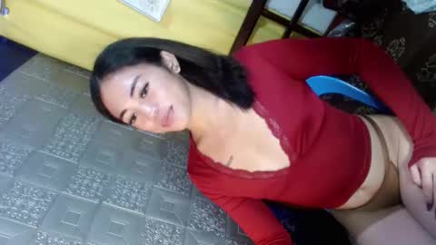 Snapshot of urasiangirl01 chatting on 3, 5, 2026 yesha online show from 3, 5, 2026